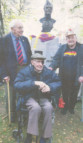 L-R: Jack Jones, Bob Doyle  and Frank Edwards at the sculpture